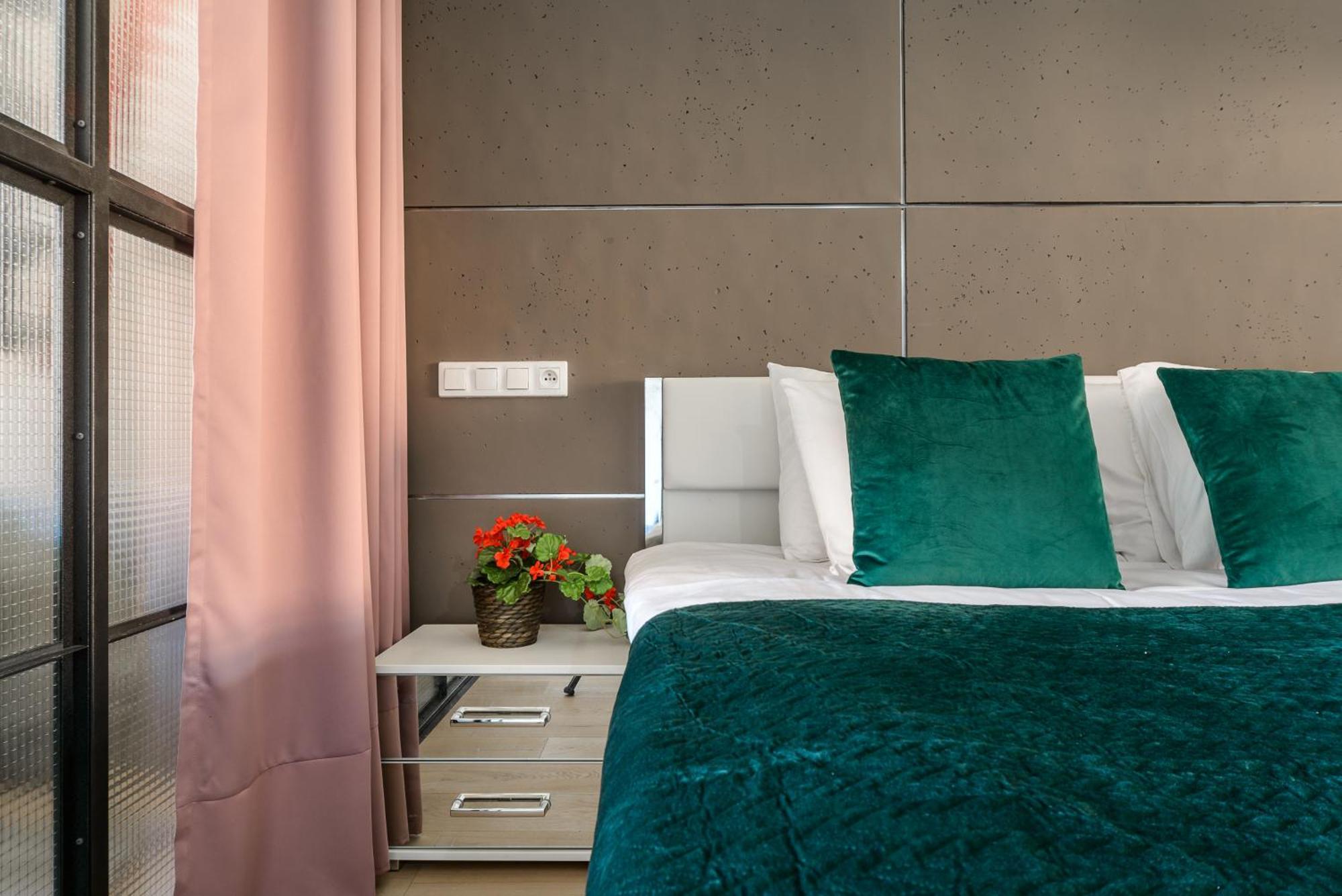 Lumina Loft Tymienieckiego With A View Of The Lake Lodź Bagian luar foto