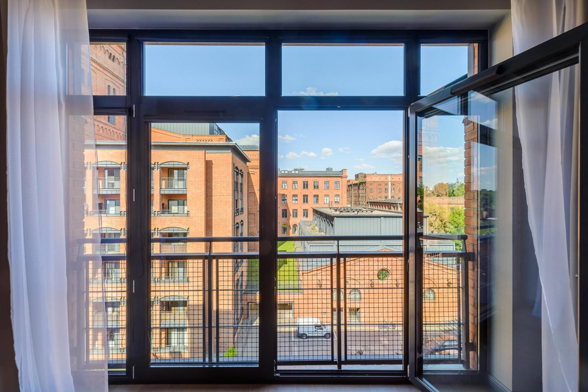 Lumina Loft Tymienieckiego With A View Of The Lake Lodź Bagian luar foto